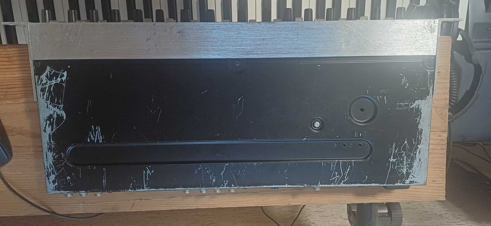 Компрессор-лимитер-енхансер Behringer Autocom PRO-XL MDX1600