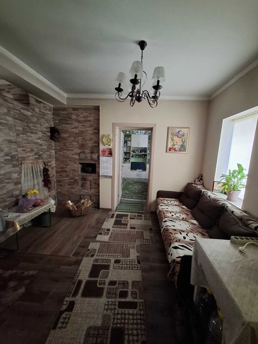 Відмінний будинок с. Піски, 20 км від Чернігова!