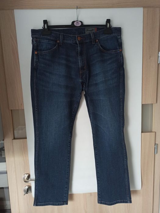 Spodnie męskie rozmiar 34/30 Wrangler