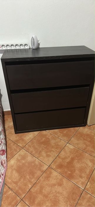 Cama de casal azul