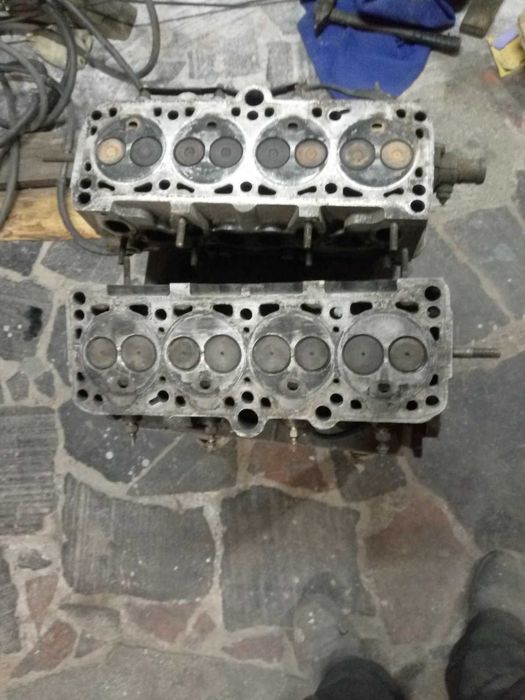 Головка блоку циліндрів дизельного двигуна гольф 1.6-1.9