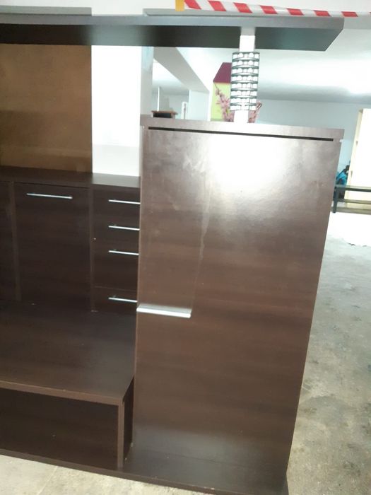 Movel de sala em madeira moderno