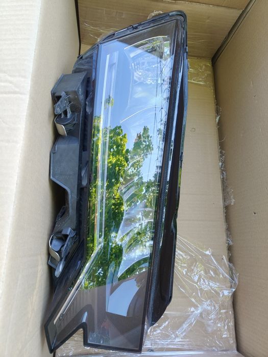 Skoda Octavia 4 IV lifting lampa prawa LED kompletna IDEALNA