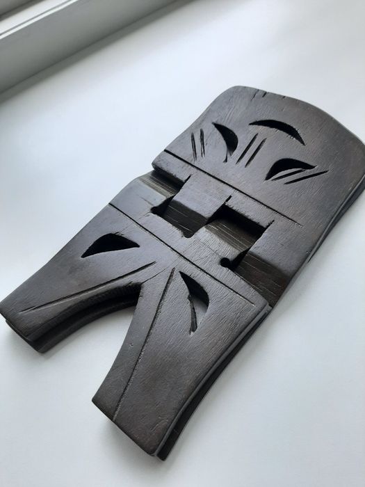 Мягкие игрушки / стул/подставка  резной