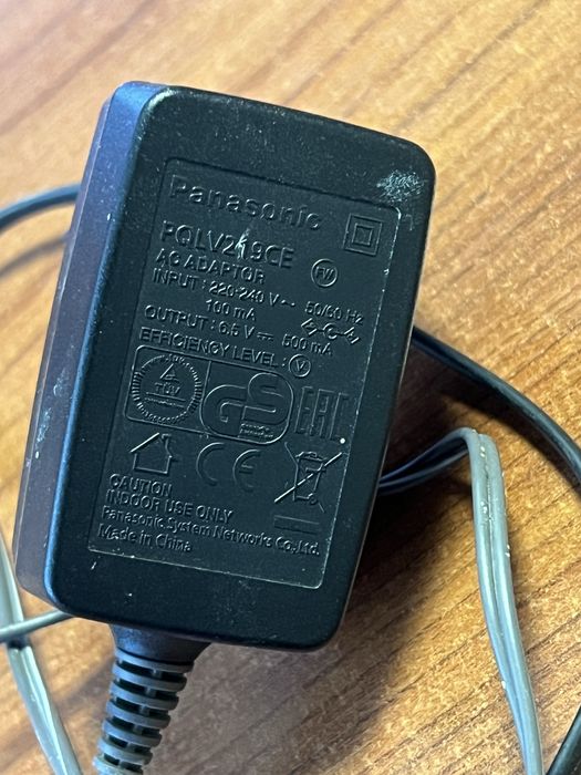 Telefon Panasonic model KX-TG2511PD 6,5V=500mA