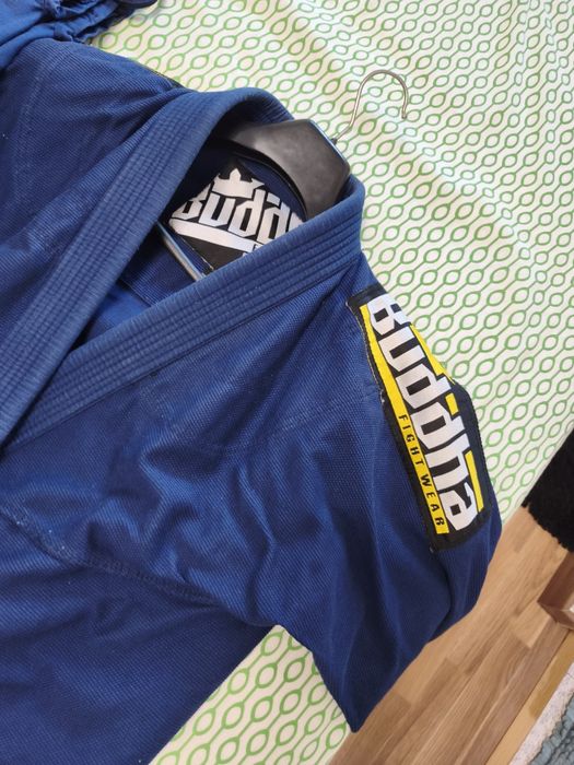 Vendo kimono jiujitsu