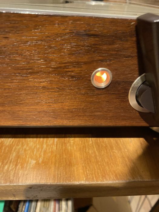 Gramofon Luxman PD 300