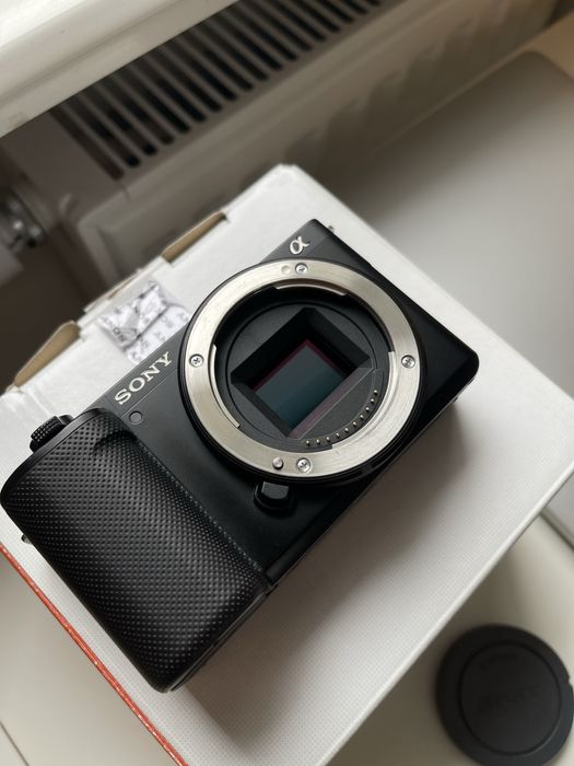 Sony ZV-E10 Body, mały przebieg!