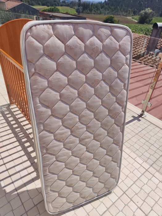 Berço de bebe com colchao