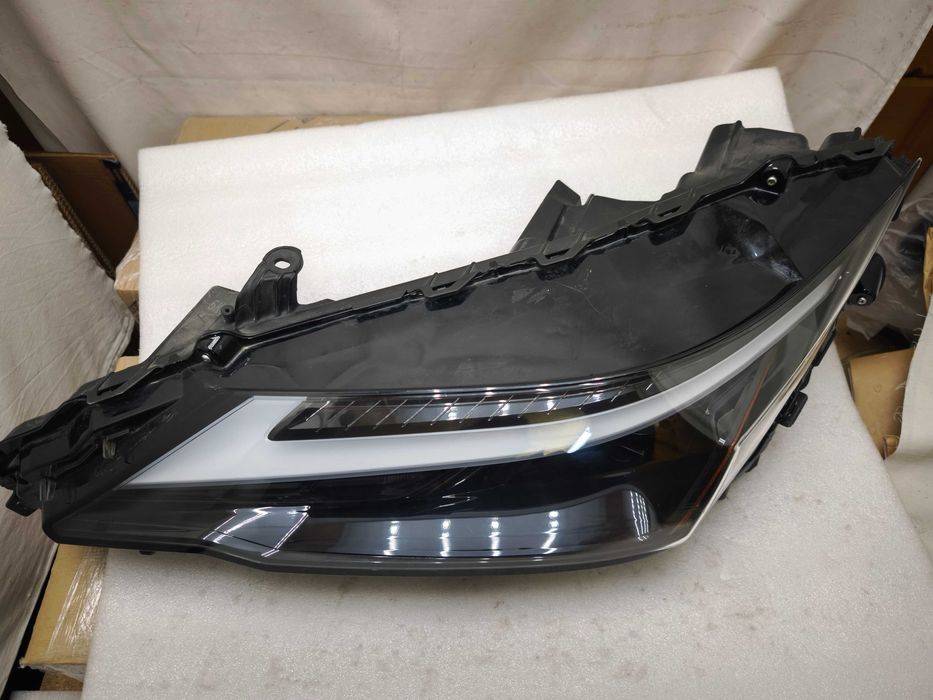 Фара Lexus RZ 2023 LED  8118546110 8114546110