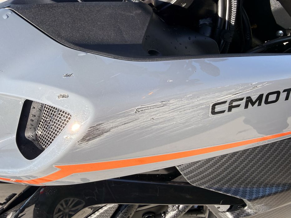 CF Moto 300 NK – 2025 | 2603 km | Garantia ativa