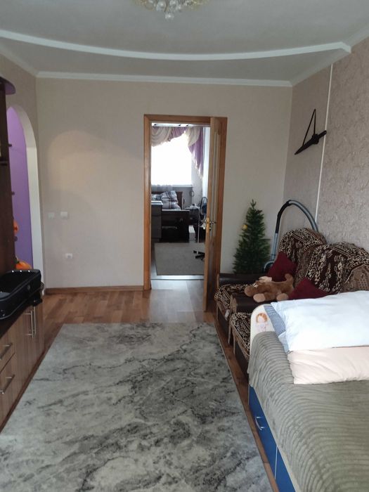 продам 2-х кімнатну квартиру в цетрі м. Старокостянтинів