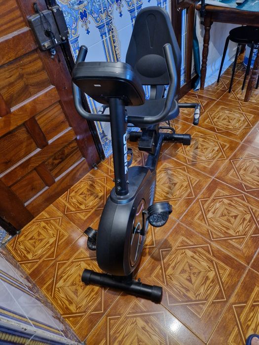 Bicicleta Estática Eléctrica-Magnética ZIPRO Glow Iconsole

Bicicleta Estática Eléctrica-Magnética ZIPR