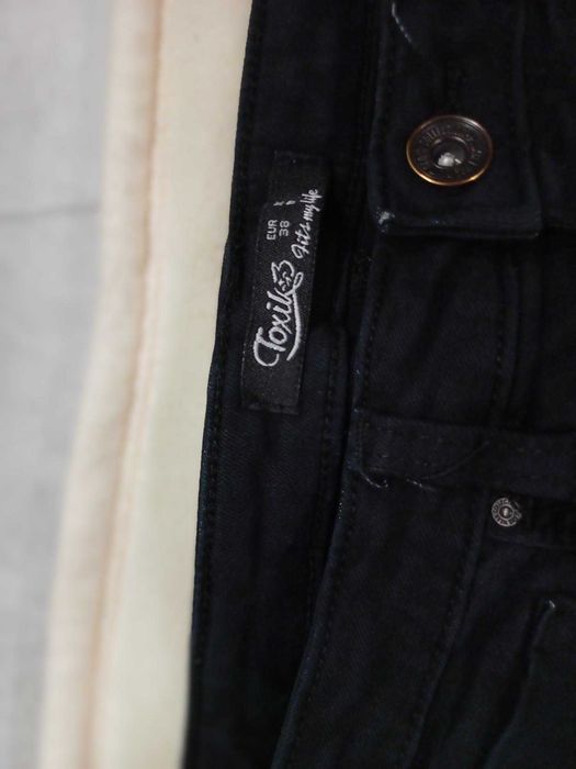 Spodnie damskie czarne klasyczne rozmiar 38