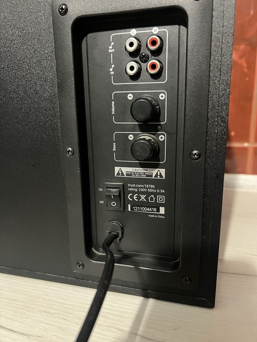 Продам музыкальный центр Trust