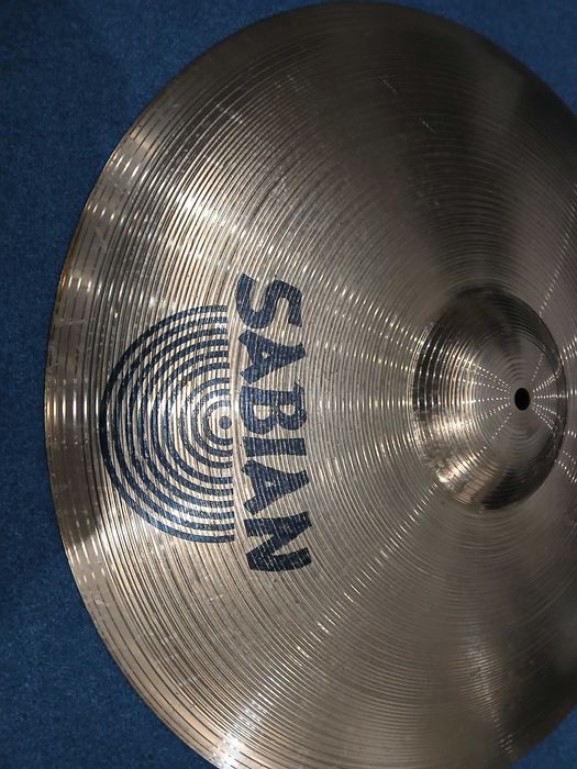Talerz perkusyjny Sabian B8 Ride 20"
