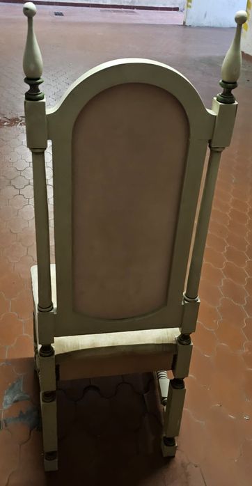 Cadeira cadeirão antigo