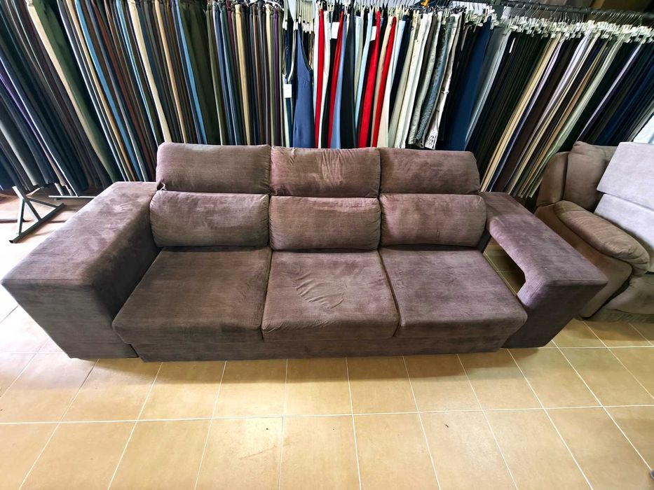Sofá vintage castanho c/chaise long + 4 bancos incluídos