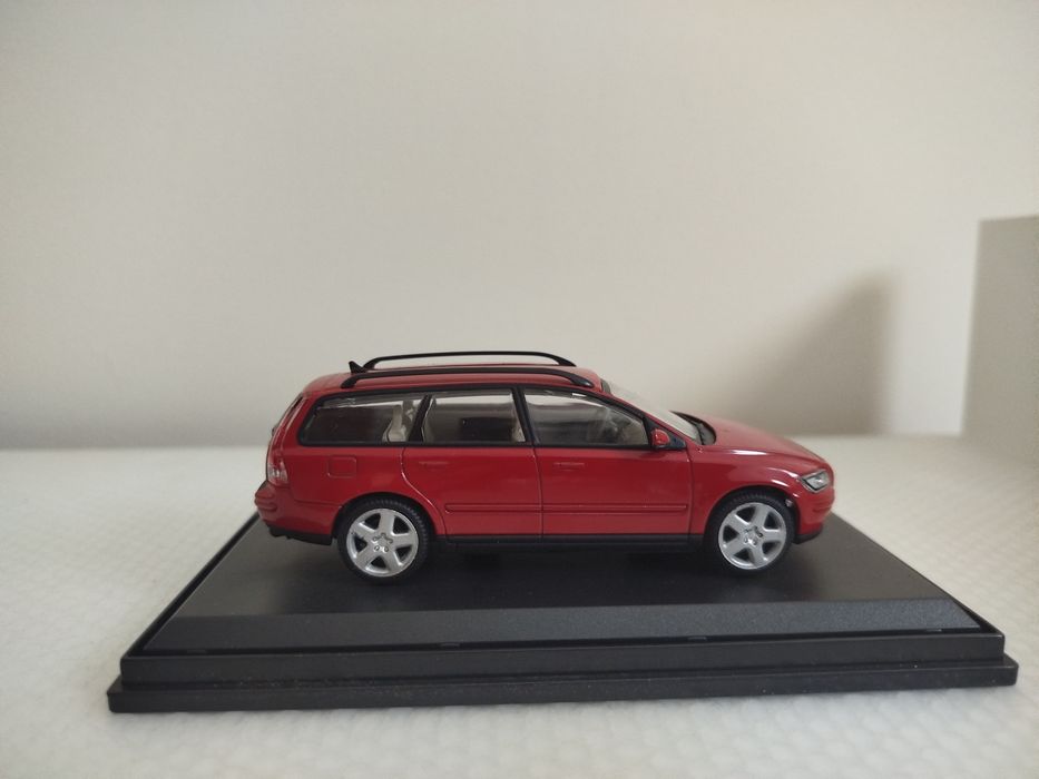 Miniatura Volvo V50 Nova 1/43