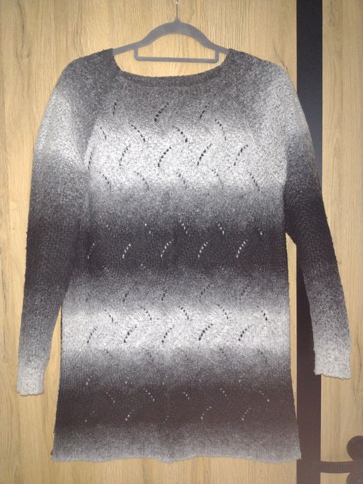 Sweter ażurowy cieniowany rozmiar 40