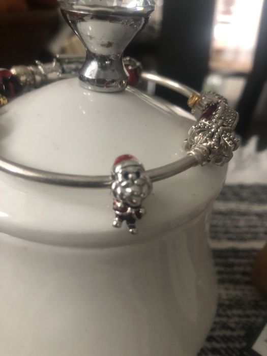 Wesoly mikolaj Pandora