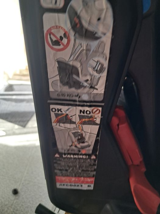 Cadeira auto para criança dos 0kg aos 10kg