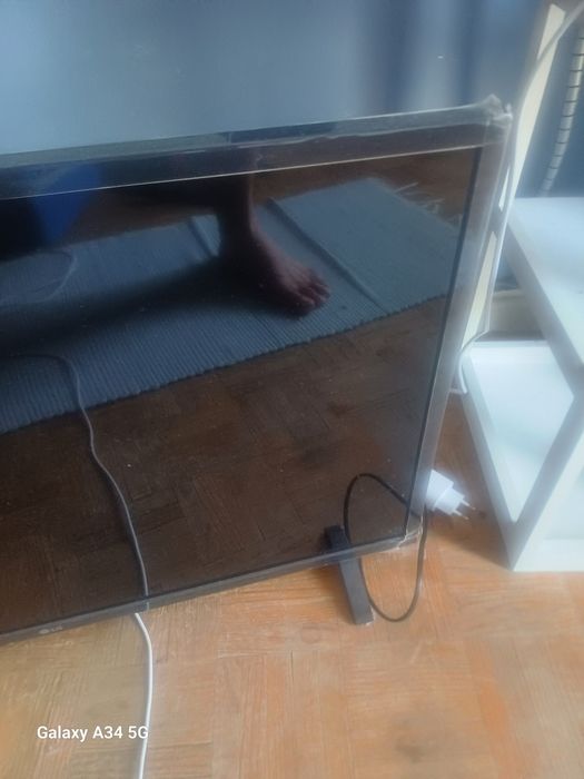 Tv lg 32 pol ,semi nova c controle.