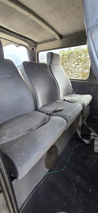 Toyota Hiace 2.4D 9 lugares