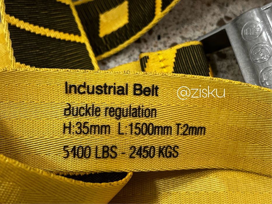Off-white Industrial belt