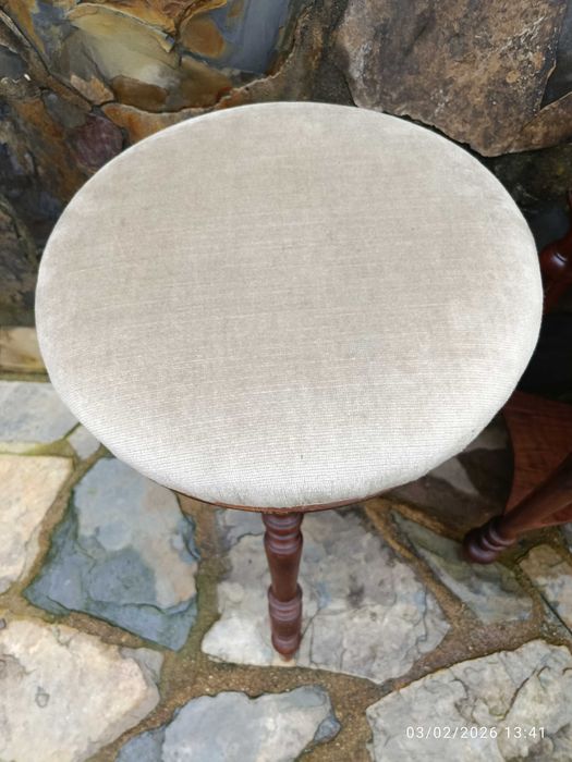 Banco de Piano Rotativo e Regulável 35 cm Diâmetro Altura 49/65 cm