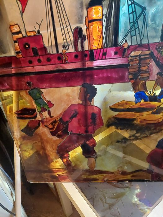 Fantástica pintura sobre vidro