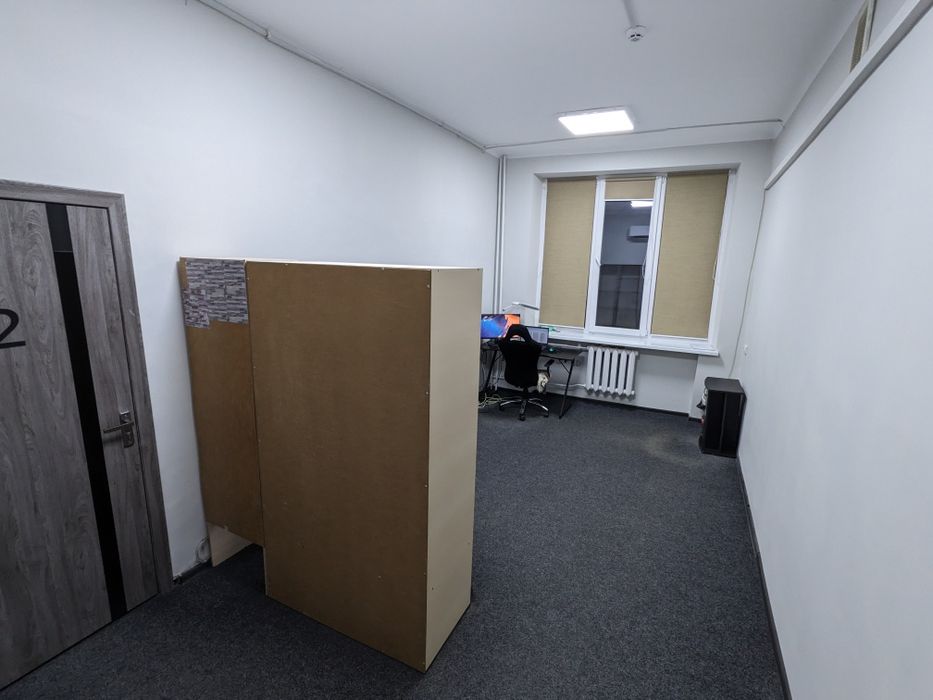 Суборенда кабінету, офісу. Оренда робочого місця. Луцьк, Шопена 22