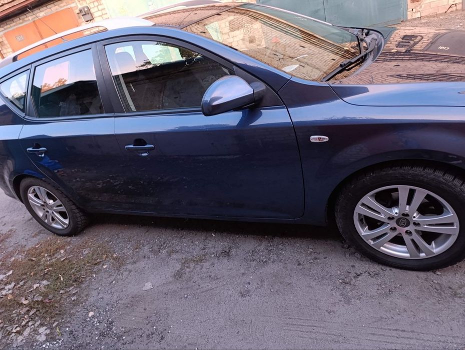 Kia Ceed 2008 2.0 дизель