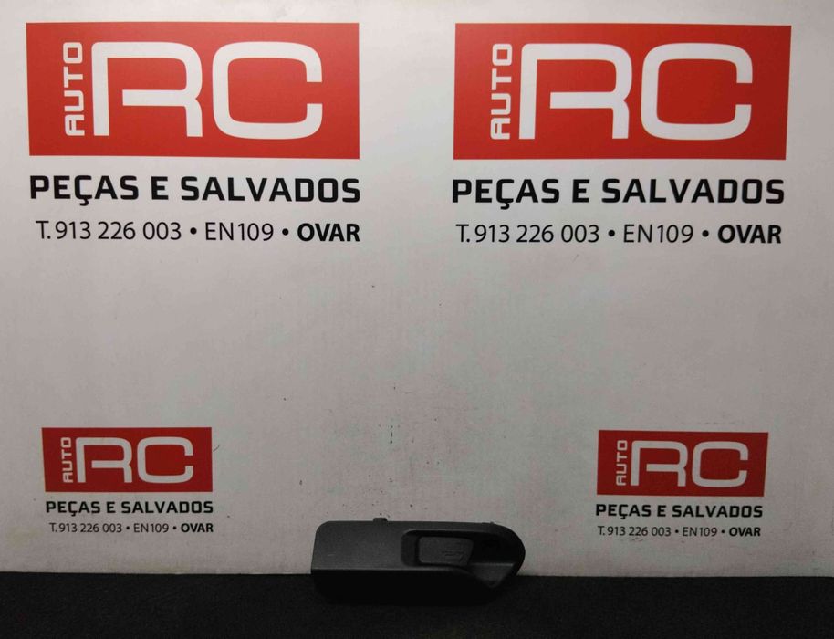 Botão / Interruptor Tampão Combustível - TOYOTA YARIS
