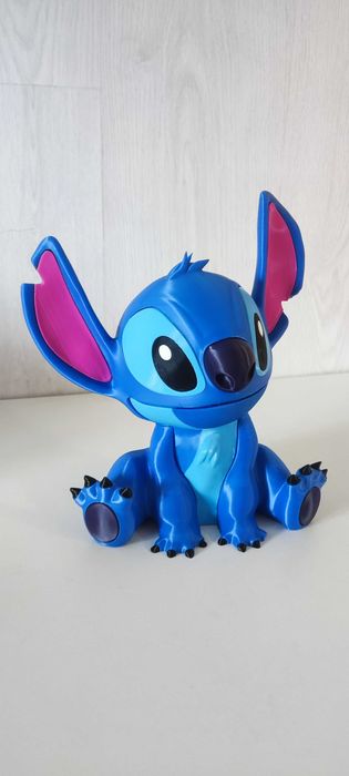 Figura 3D do Stitch – 18cm | Detalhada e Perfeita para Colecionadores!
