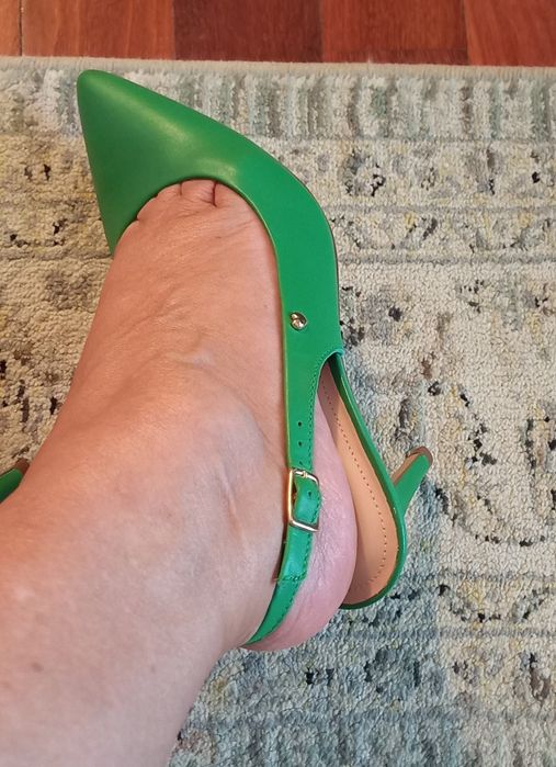 Parodi stiletto em couro