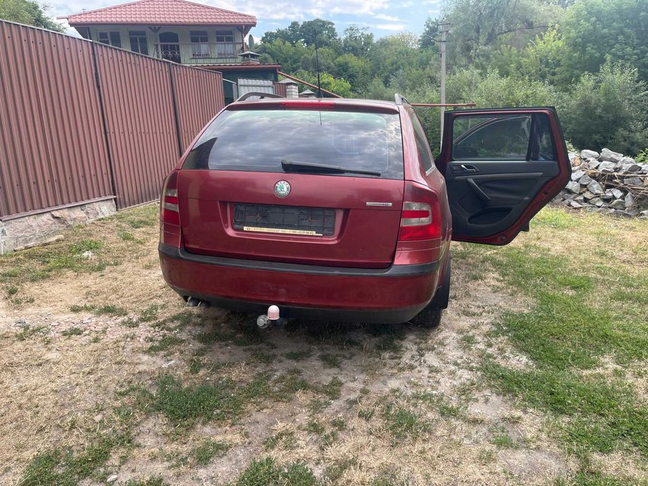 автомобіль шкода А 5.