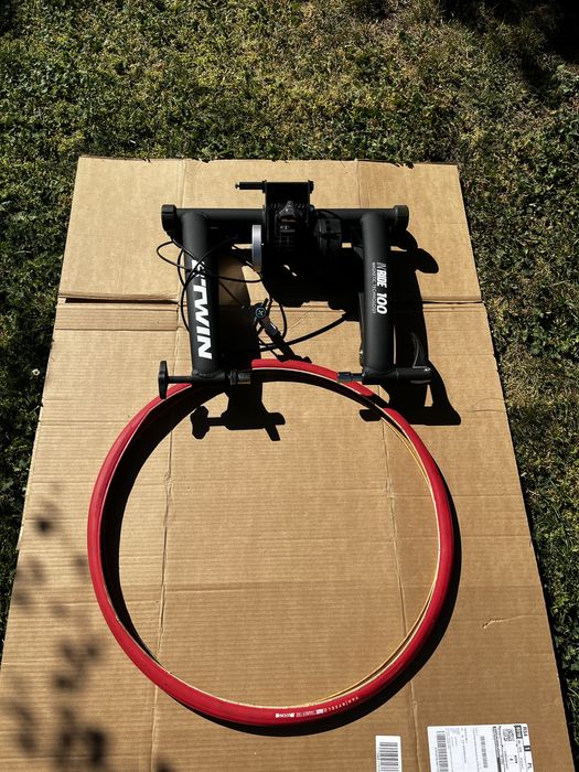 Trenażer rowerowy btwin 100 nieużywany