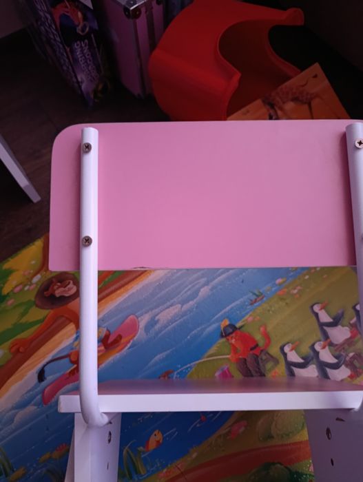 Детская парта со стульчиком