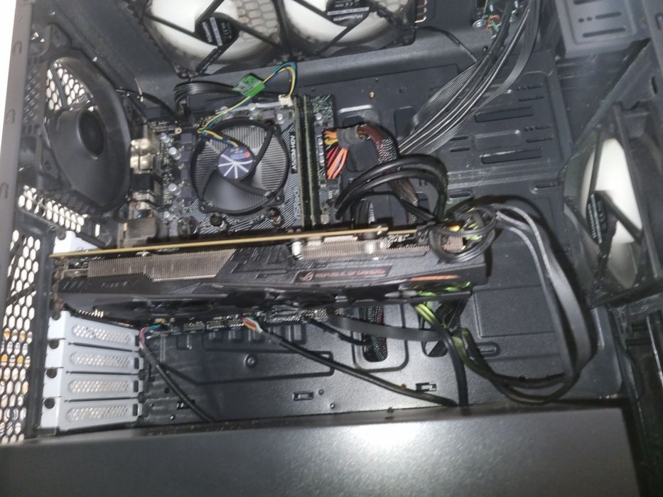 Computador Gaming c/rysen 5 3500x + monitor HP de 24 polegadas