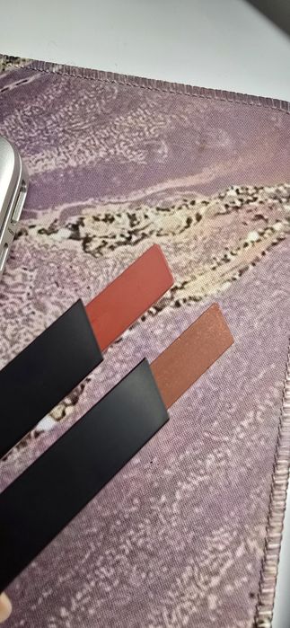 Batons Yves Saint Laurent