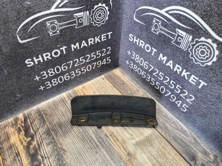 Бризговик передній лівий Nissan Leaf 2 2017-2025  638455SK0A