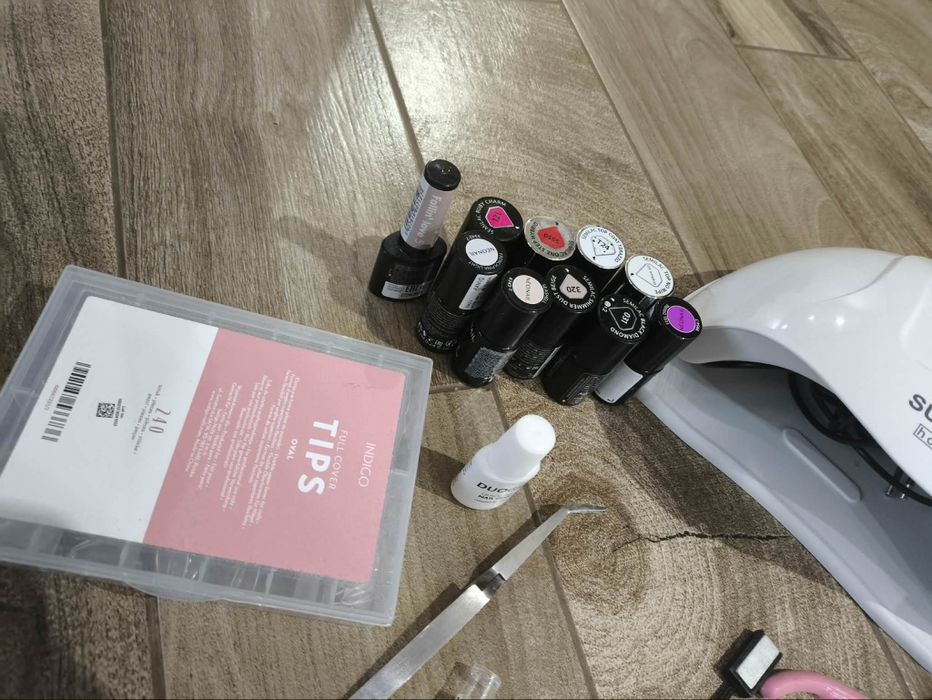Sprzedam zestaw do manicure