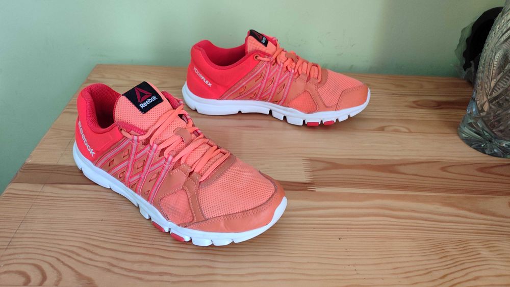 Кроссовки Reebok Yourflex Train 39,5р. стелька 25,5 см.