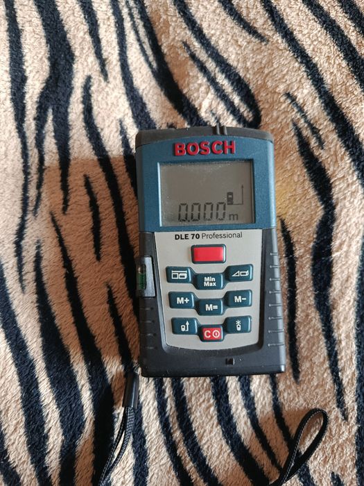 Лазерний далекомір Bosch Professional DLE 70