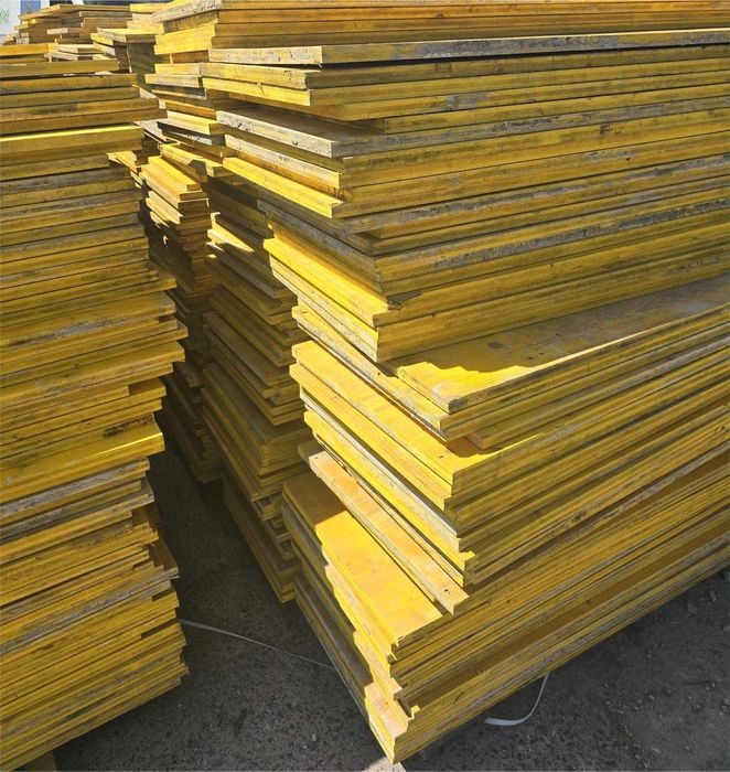 Blaty Sklejka Dźwigary Podpory Stemple Rusztowania Głowice Trójnogi