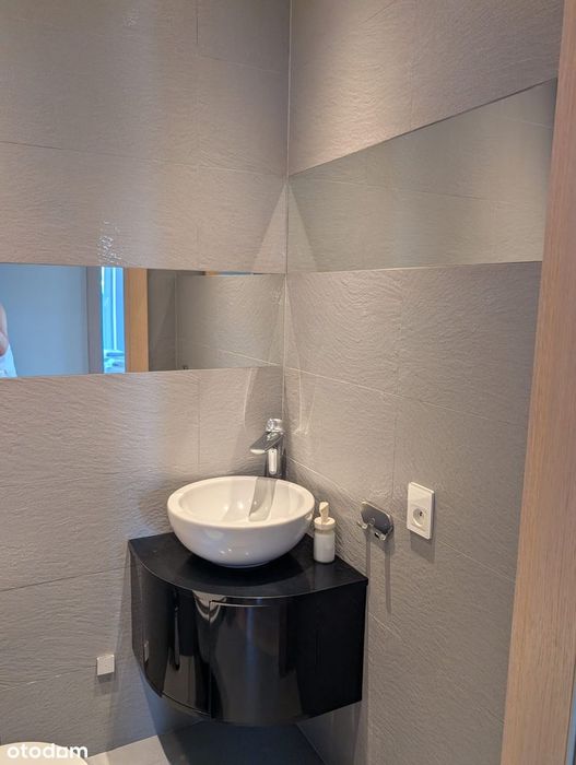 elegancki, w pełni wyposażony apartament -Chmielna