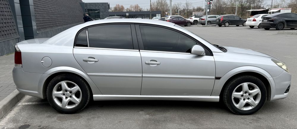 Продам Opel Vectra C 2007 г 2.2 автомат газ/бензин в хорошем состоянии