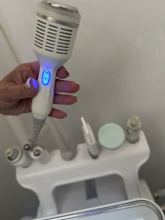 Máquina de Hidrodermoabrasão / H2-O2 Small Bubble Multifunções