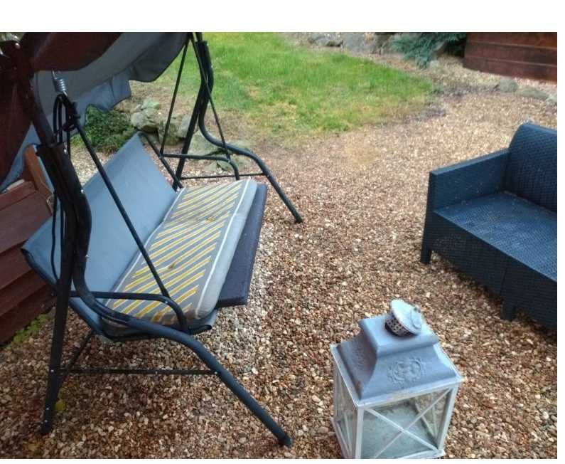 sofa z technorattanu, huśtawka ogrodowa , zestaw do ogrodu